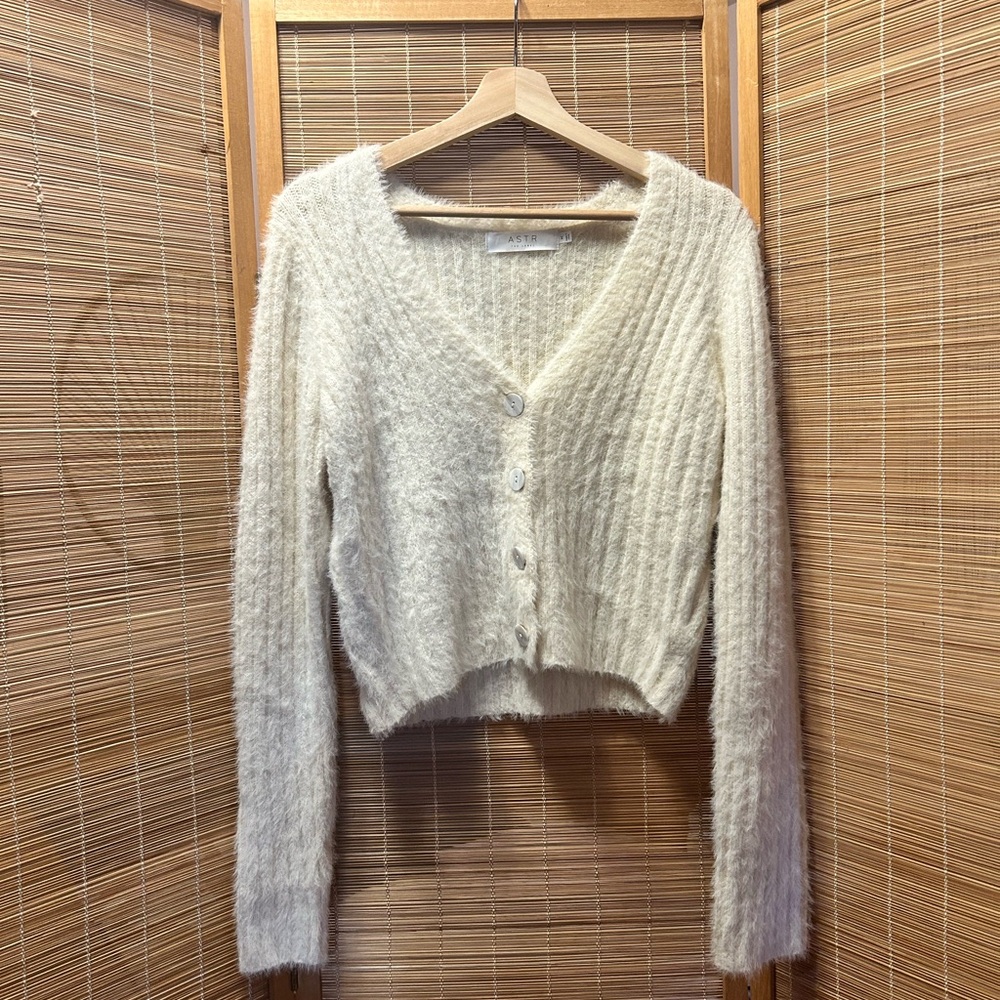 ASTR the Label Cropped Fuzzy Cardigan